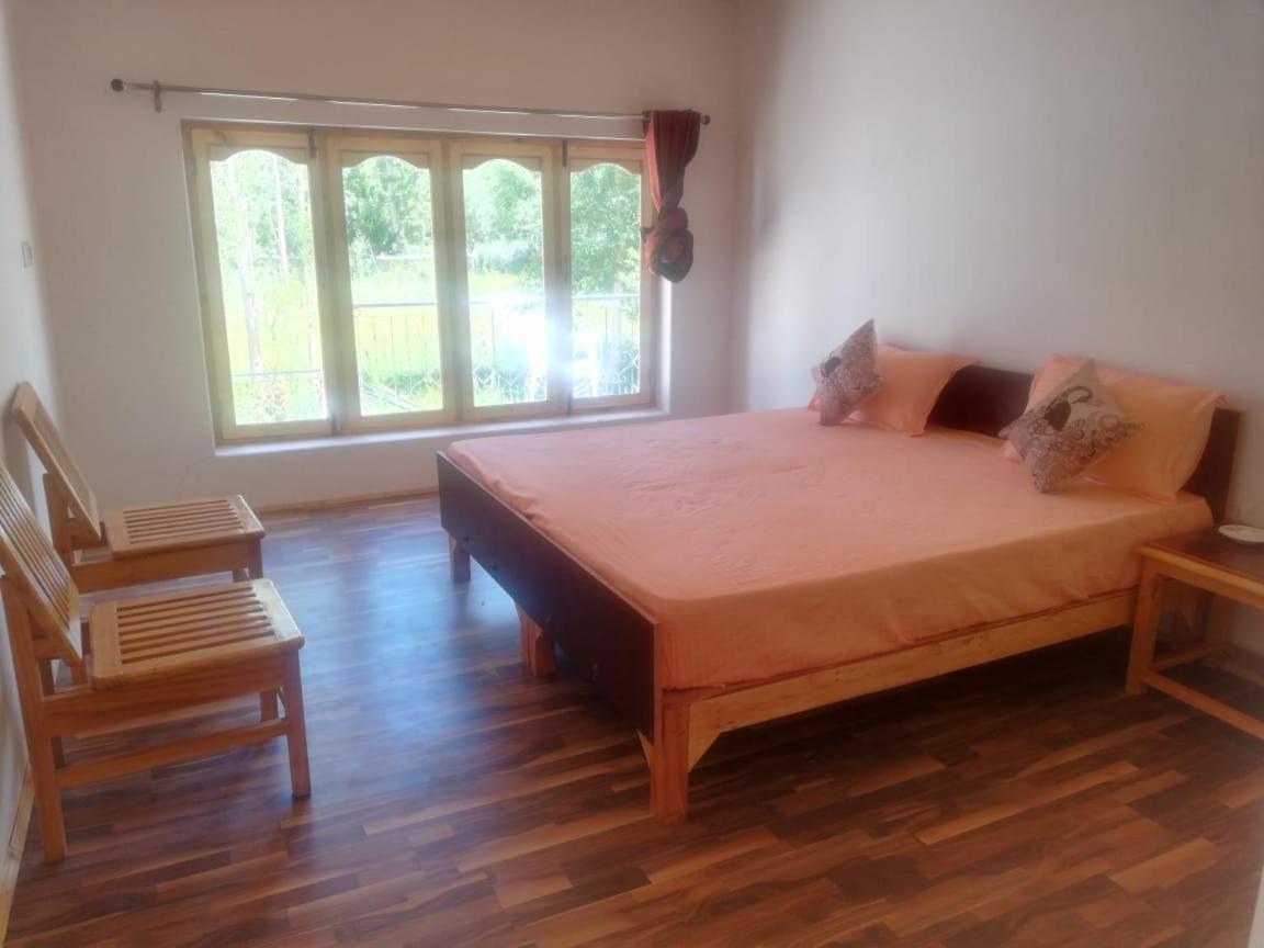 Sernang Homestay Hundar Zewnętrze zdjęcie