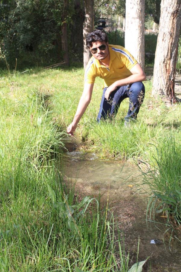 Sernang Homestay Hundar Zewnętrze zdjęcie