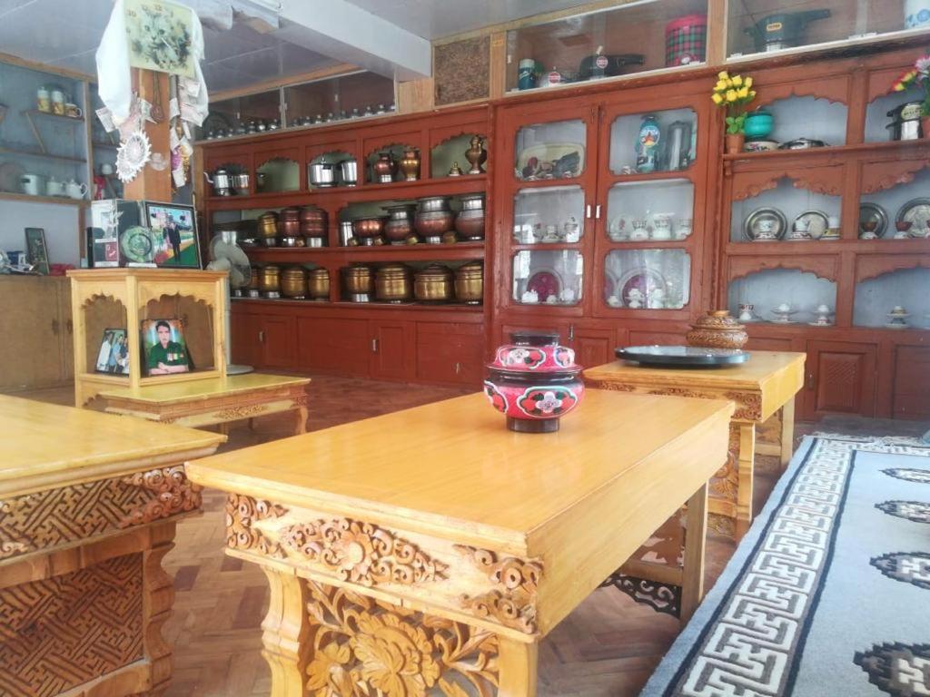 Sernang Homestay Hundar Zewnętrze zdjęcie