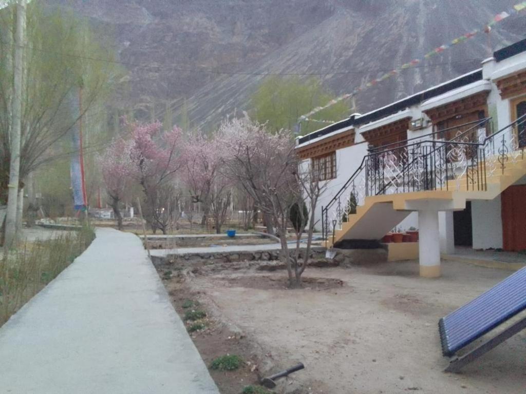 Sernang Homestay Hundar Zewnętrze zdjęcie