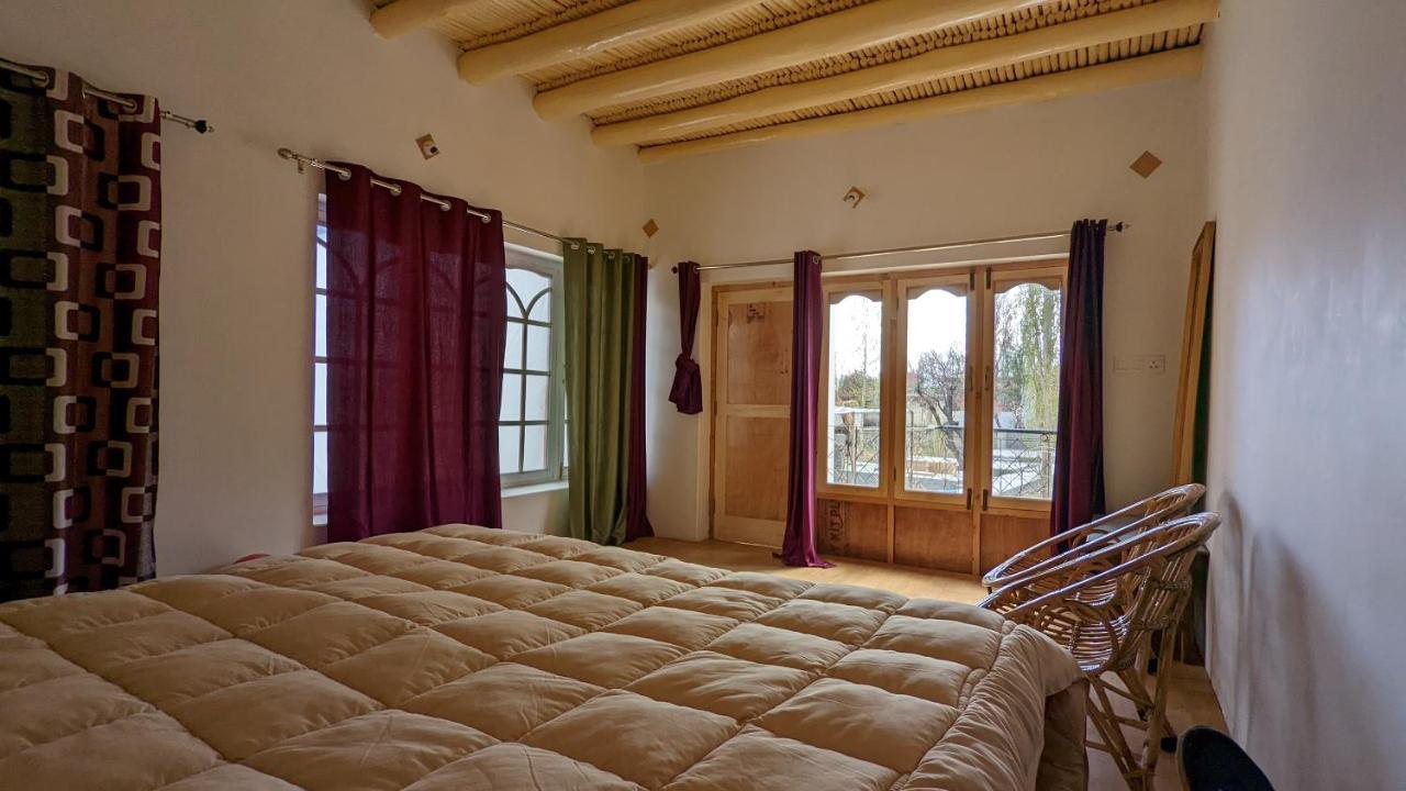 Sernang Homestay Hundar Zewnętrze zdjęcie